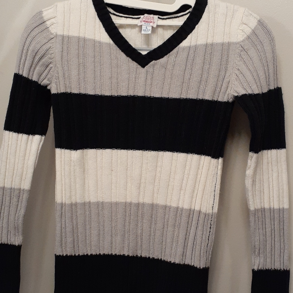 💥HP💥 Girl's "Place" sweater size L (10/12)